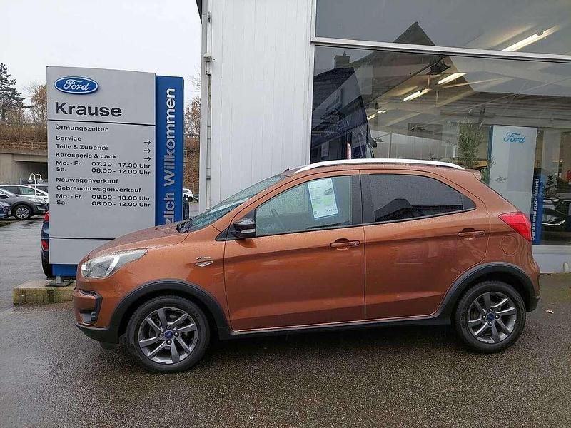 Gebraucht Ford Ka Active 86 PS (63 kW) 2019 Havannabraun metallic (metallic) Kleinwagen