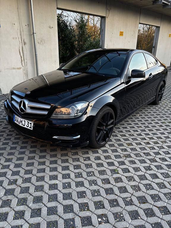 Gebraucht Mercedes C350 306 PS (225 kW) 2014 Schwarz Coupé