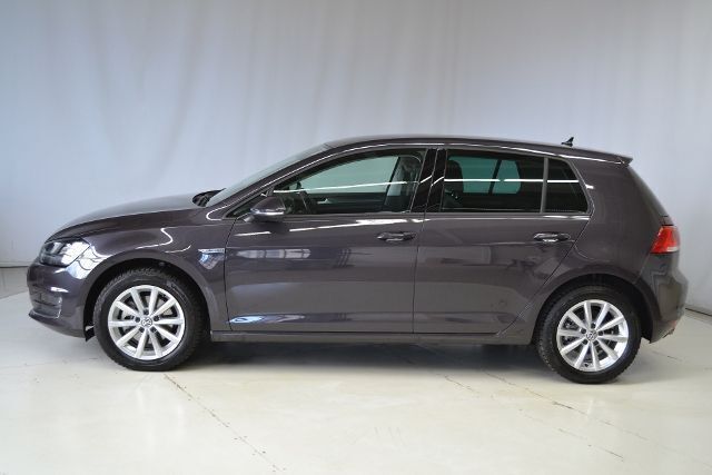 Gebraucht VW Golf VII Comfortline 125 PS (91 kW) 2015 Grau metallic Limousine