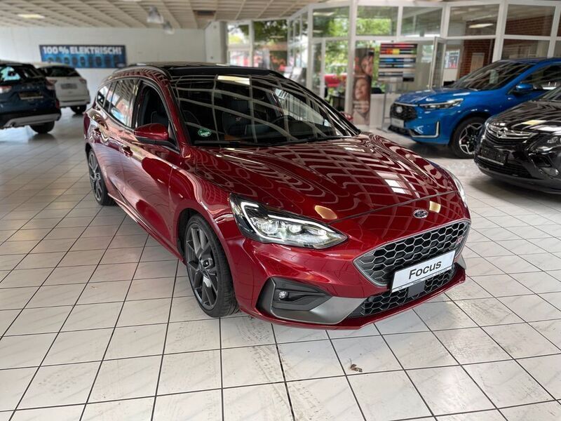 Gebraucht Ford Focus ST 280 PS (205 kW) 2020 Rot Limousine