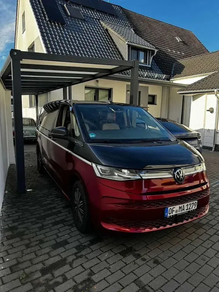 Gebraucht VW Multivan 150 PS (110 kW) 2023 Van / Kleinbus