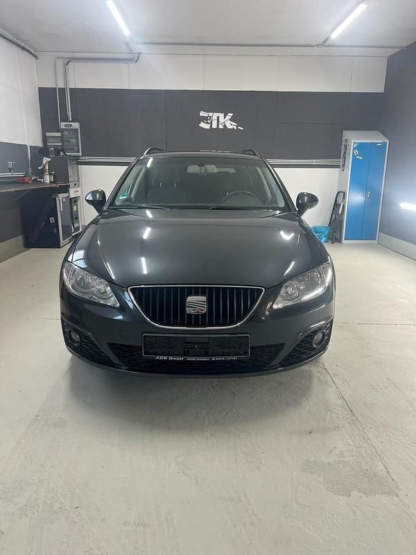 Schwarz Gebraucht 2011 Seat Exeo Kombi | 4.699 € (Guter Preis) - Bild 1/4