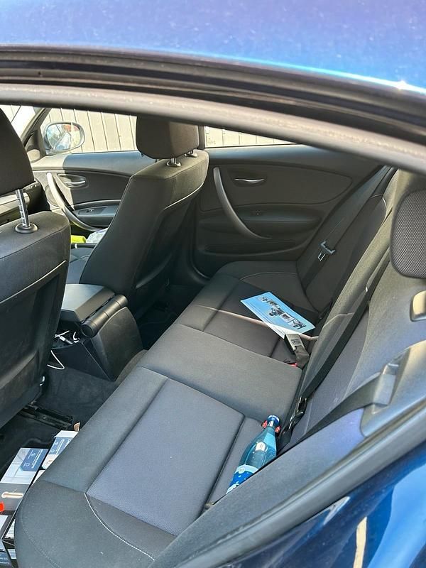 Second-hand BMW 116 116 CP (85 kW) 2011 Albastru Hatchback