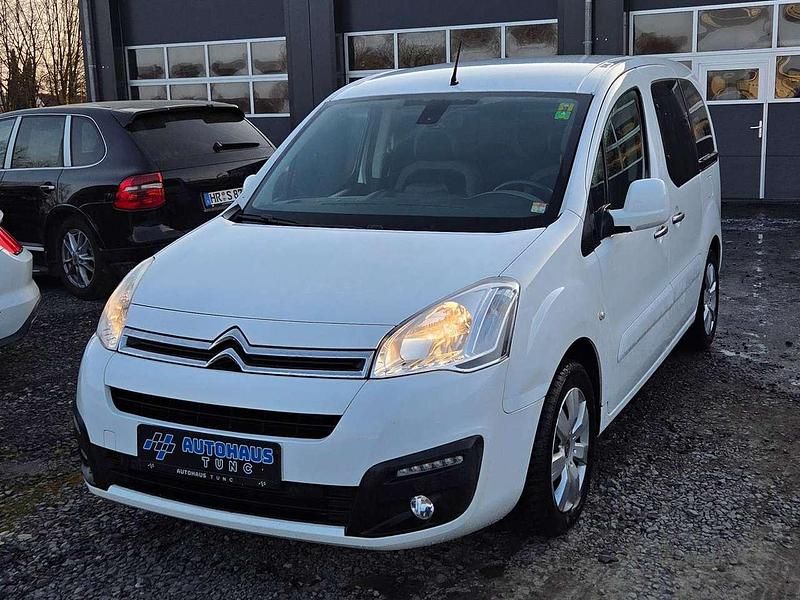 Gebraucht Citroën Berlingo SELECTION 120 PS (88 kW) 2015 Lack weiss banquise Van / Kleinbus