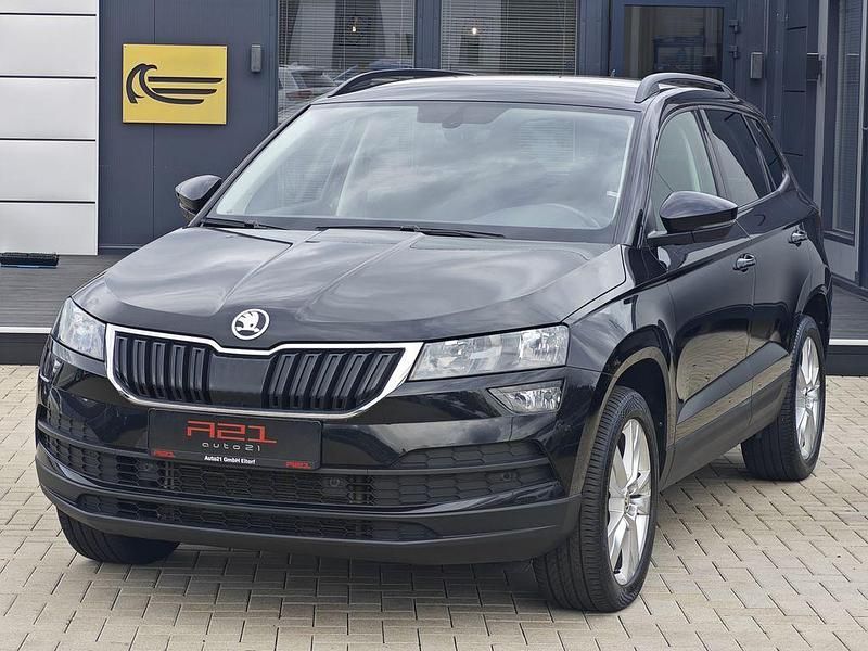 Schwarz Gebraucht 2022 Skoda Karoq Style SUV | 19.490 € - Bild 1/4