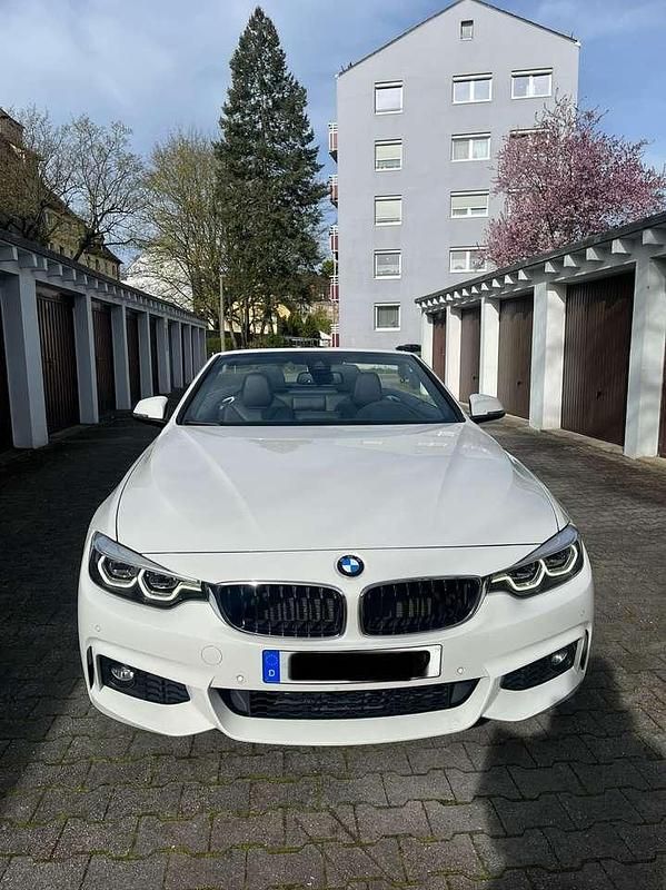 Weiß Gebraucht 2017 BMW 440 M Sport Cabrio | 37.599 € (Teuer) - Bild 1/4