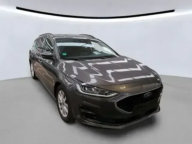 Gebraucht Ford Focus Cool & Connect 120 PS (88 kW) 2022 Grau Limousine