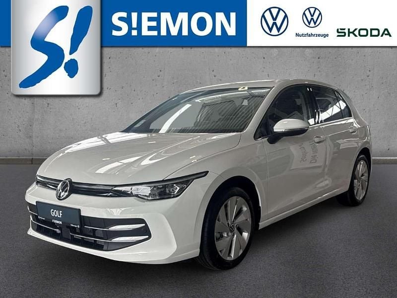 Gebraucht VW Golf VIII Style 150 PS (110 kW) 2025 Pure white Limousine