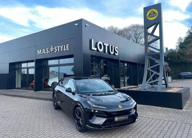 Neu Lotus Eletre 450 kW (612 PS) 2025 Stellar black SUV
