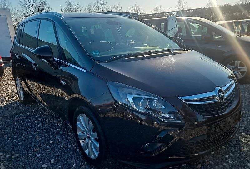 Gebraucht Opel Zafira S 163 PS (119 kW) 2012 Braun Van / Kleinbus