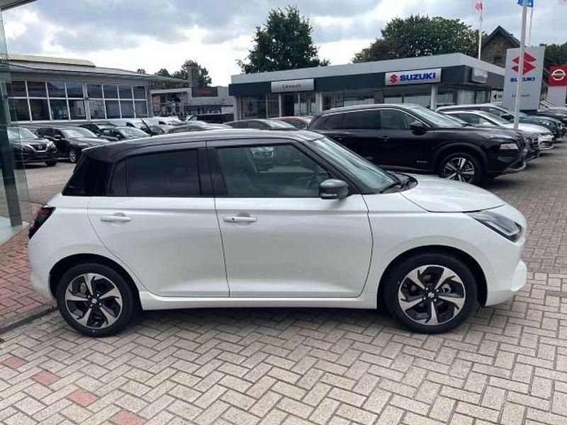 Neu Suzuki Swift Comfort+ 83 PS (61 kW) 2026 Weiß Kleinwagen