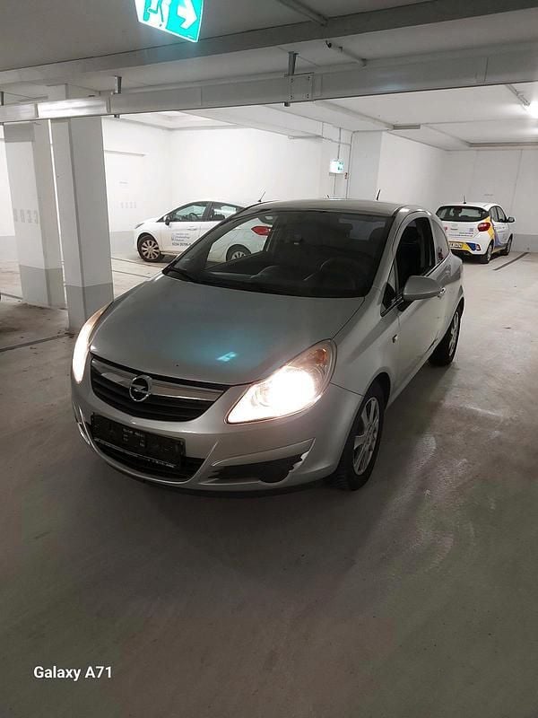 Second-hand Opel Corsa 80 CP (58 kW) 2009 Argintiu Hatchback