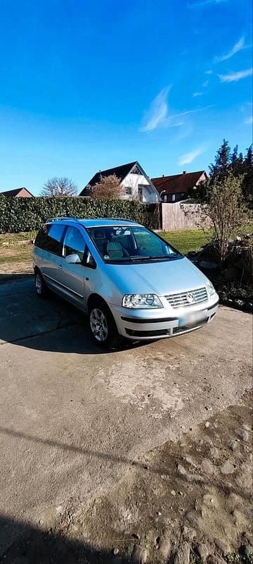Gebraucht VW Sharan 115 PS (84 kW) 2005 Silber Van / Kleinbus