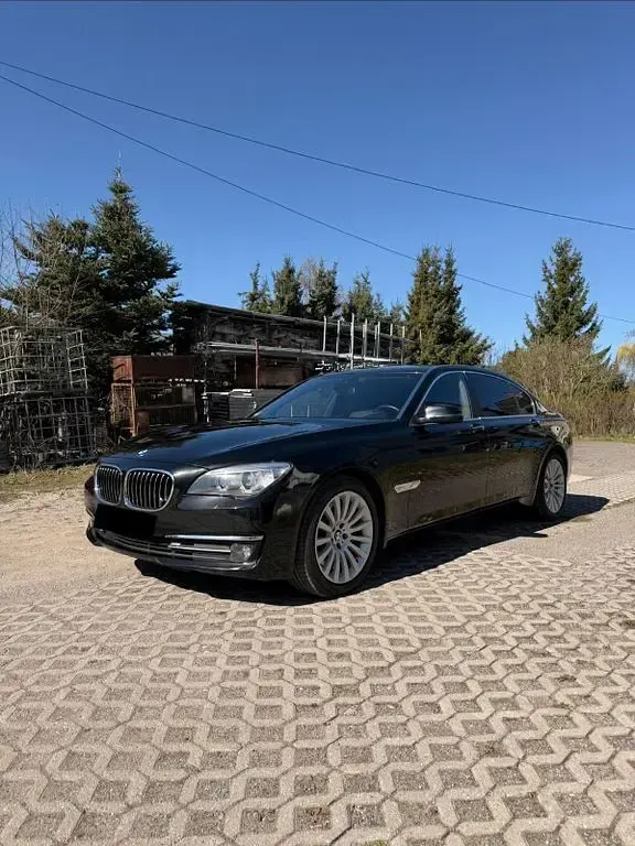 Gebraucht BMW 750L Comfort Edition 449 PS (330 kW) 2012 Schwarz Limousine