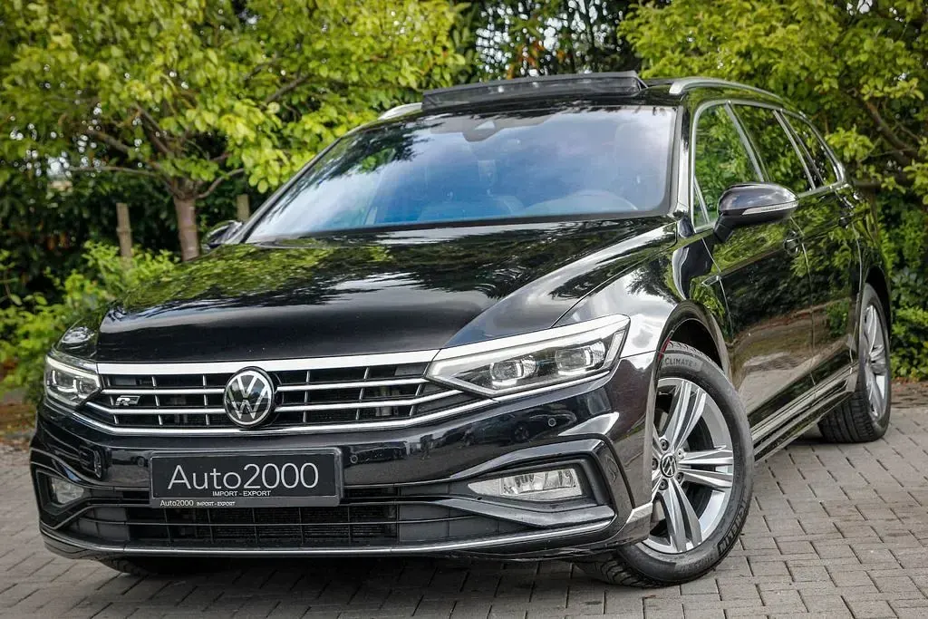 Gebraucht VW Passat R-line 150 PS (110 kW) 2020 Schwarz Limousine