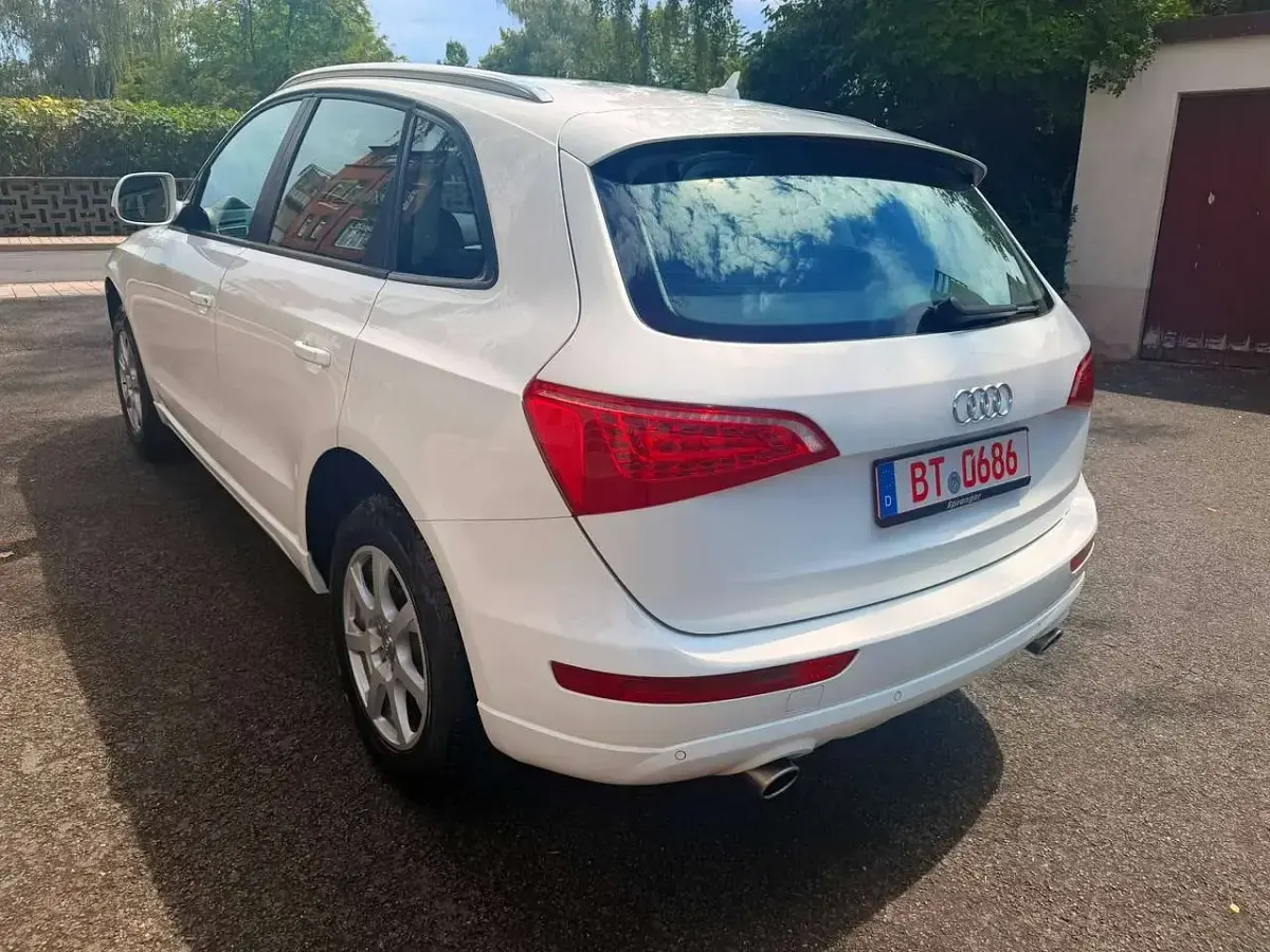 Gebraucht Audi Q5 Comfort 179 PS (131 kW) 2012 Ibisweiß SUV
