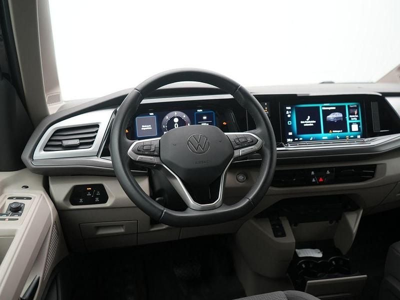 Gebraucht VW Multivan 150 PS (110 kW) 2025 Deep black Van