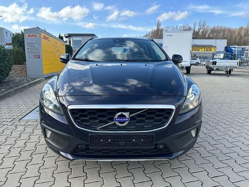 Gebraucht Volvo V40 CC 120 PS (88 kW) 2016 Blau Kombi