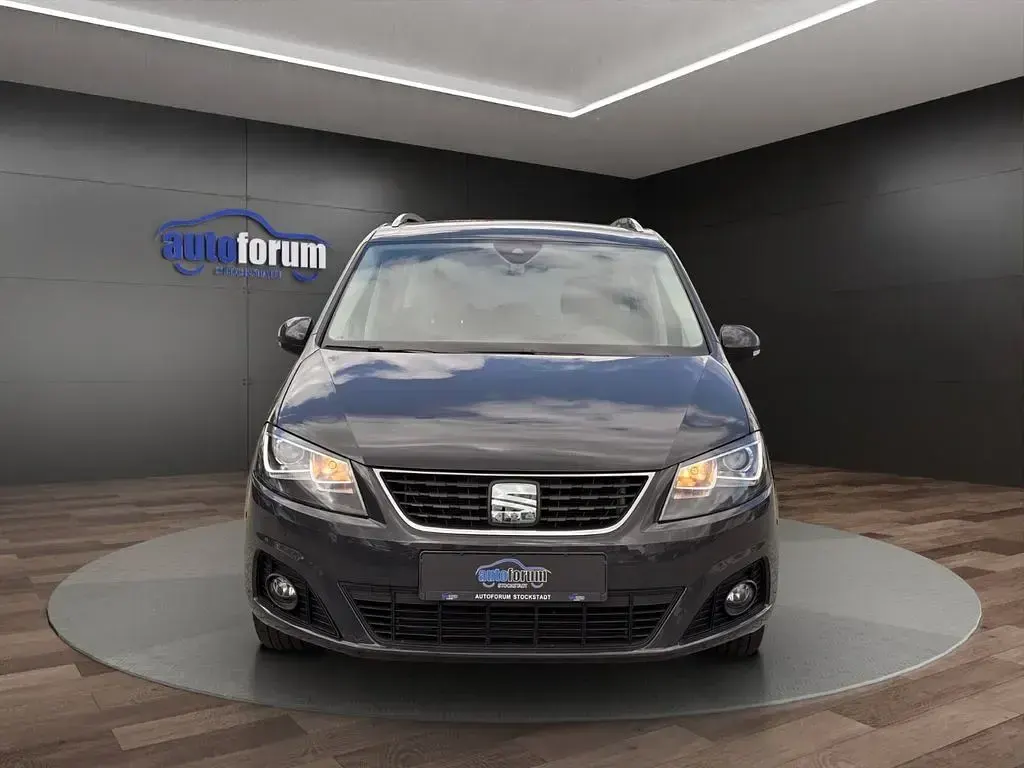 Gebraucht Seat Alhambra XCELLENCE 150 PS (110 kW) 2019 Grau Van / Kleinbus