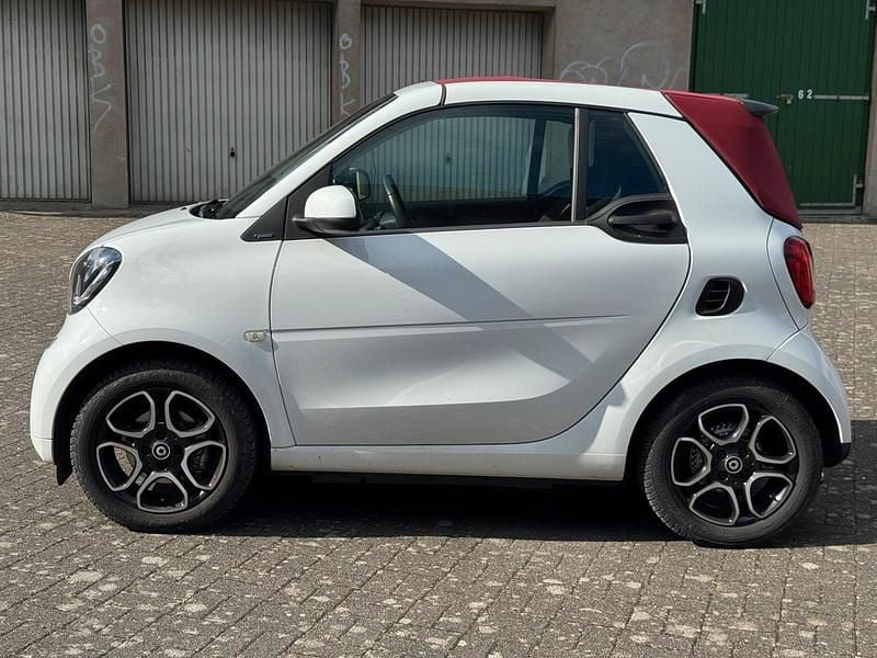 Gebraucht Smart ForTwo Cabrio 90 PS (66 kW) 2016 Weiß Cabrio