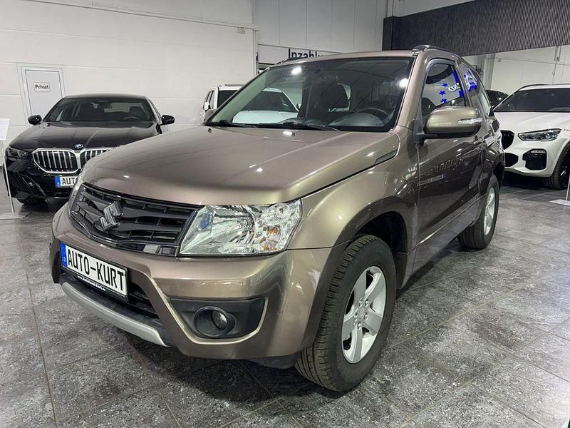 Gebraucht Suzuki Vitara Comfort 129 PS (94 kW) 2014 Braun SUV