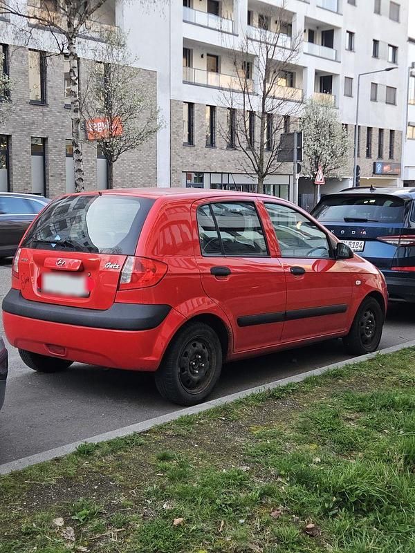 Gebraucht Hyundai Getz 67 PS (49 kW) 2010 Rot Kleinwagen