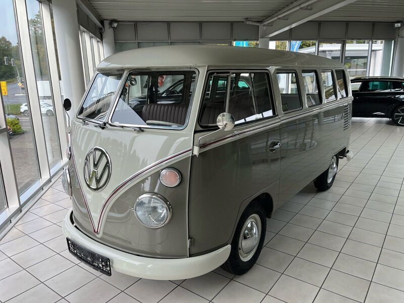 Grau Gebraucht 1964 VW T1 Van | 85.000 € - Bild 1/4