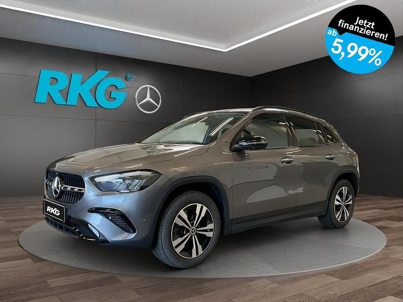 Grau Gebraucht 2024 Mercedes GLA200 Progressive SUV | 41.380 € (Fairer Preis) - Bild 1/4