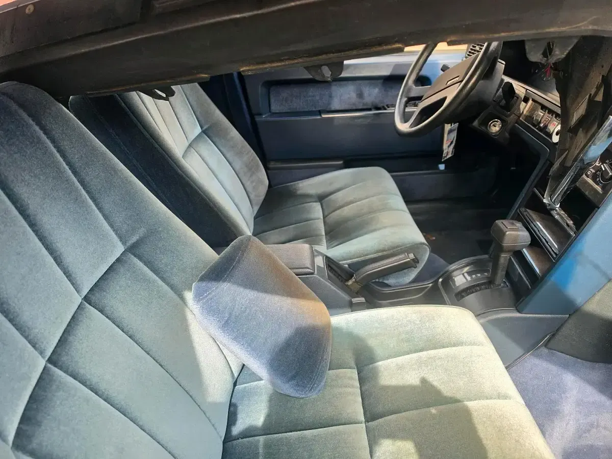 Gebraucht Volvo 760 147 PS (108 kW) 1989 Grau Limousine