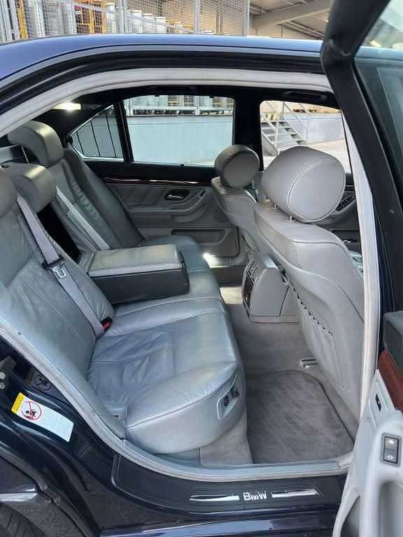 Gebraucht BMW 740 Performance 286 PS (210 kW) 2001 Blau Limousine