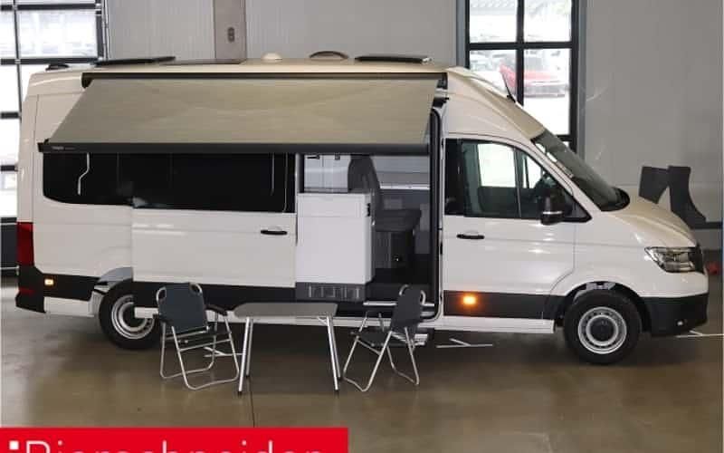 Weiss Gebraucht 2024 VW California California Van | 69.980 € (Fairer Preis) - Bild 1/4