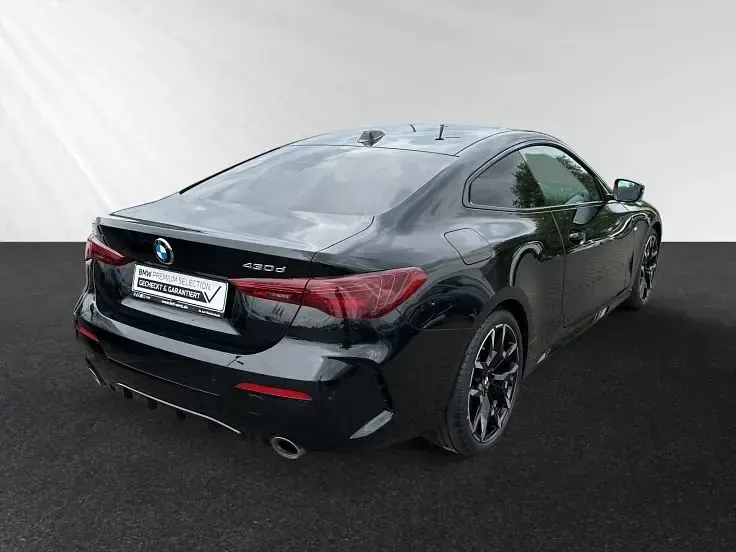 Gebraucht BMW 430 M Sport 286 PS (210 kW) 2025 Black sapphire metallic Coupé