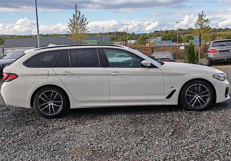 Gebraucht BMW 530 M Sport 286 PS (210 kW) 2021 Weiß Limousine
