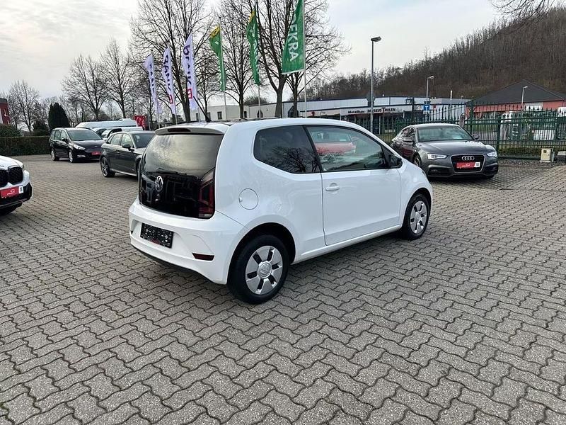 Gebraucht VW up! take up! 60 PS (44 kW) 2017 Weiß Kleinwagen