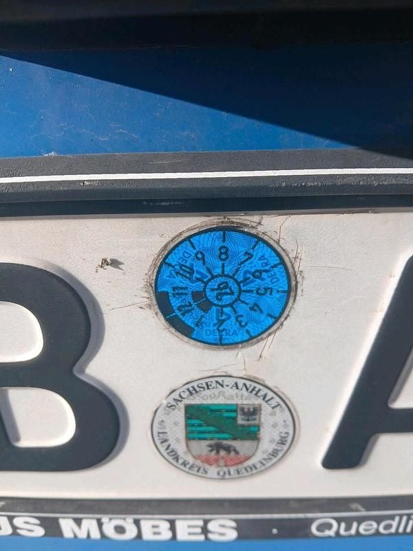 Blau Gebraucht 2005 Renault Trafic Van | 3.200 € - Bild 1/4