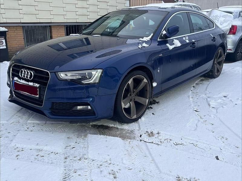 Blau Gebraucht 2013 Audi A5 Sportback Sport Kleinwagen | 10.300 € (Guter Preis) - Bild 1/4