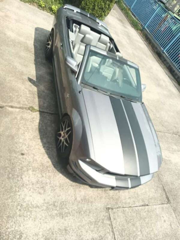 Grau Gebraucht 2006 Ford Mustang Cabrio | 11.499 € (Guter Preis) - Bild 1/4