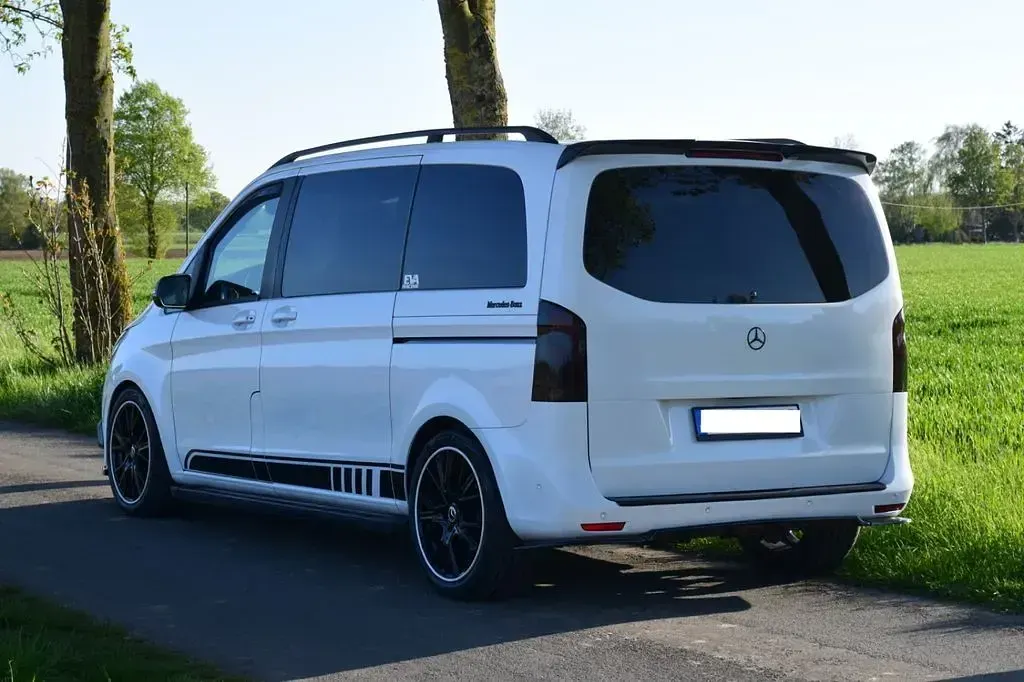 Gebraucht Mercedes V220 163 PS (119 kW) 2018 Weiß Van / Kleinbus