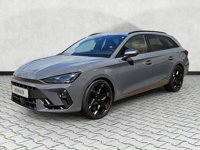 Neu Cupra Leon VZ 333 PS (244 kW) 2025 Taigagrau metallic Kombi