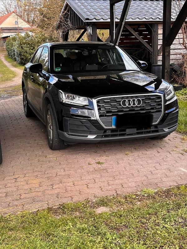 Gebraucht Audi Q2 124 PS (91 kW) 2019 Schwarz SUV