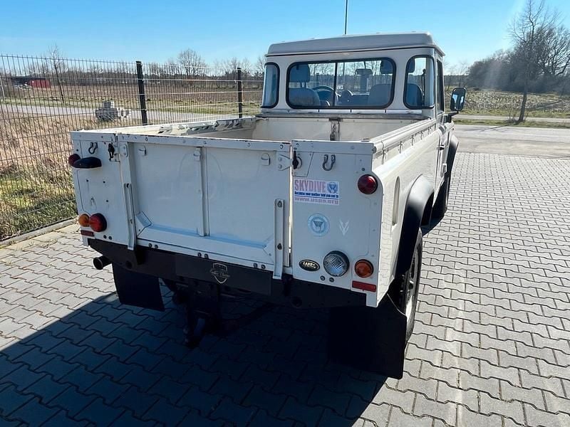 Gebraucht Land Rover Defender 122 PS (89 kW) 2011 Weiß Cabrio