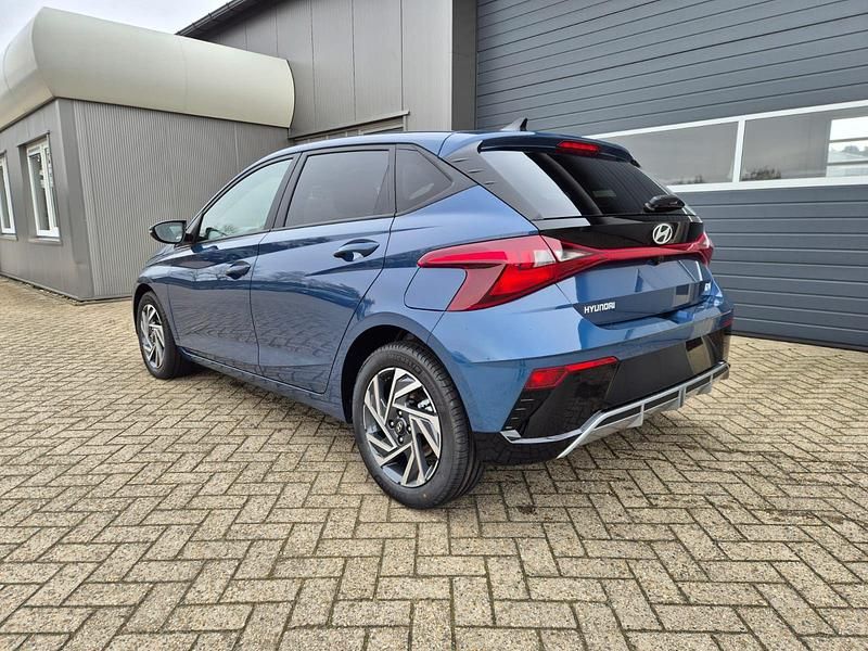 Neu Hyundai i20 Trend 90 PS (66 kW) 2026 Vibrant blue Kleinwagen