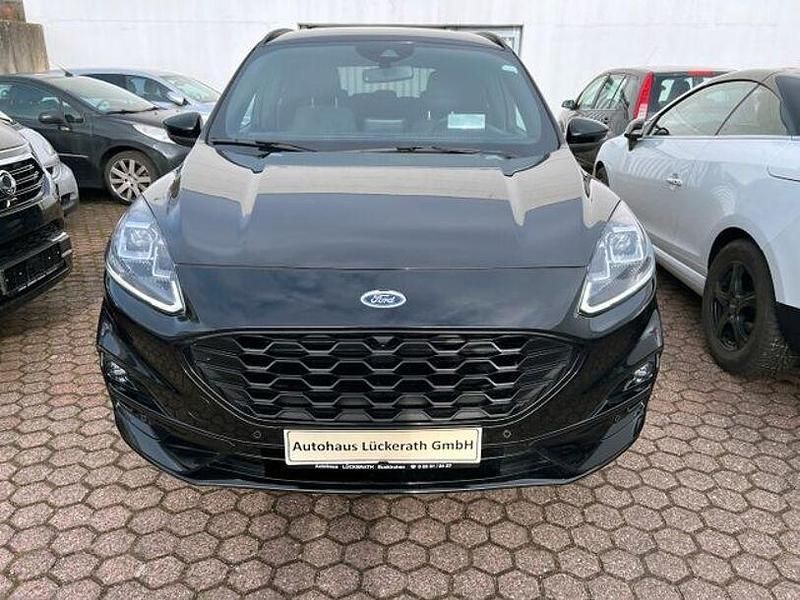 Gebraucht Ford Kuga ST-Line 120 PS (88 kW) 2021 Schwarz SUV
