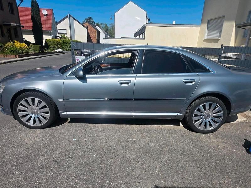 Usata Audi A8 380 CV (279 kW) 2006 Argento Berlina