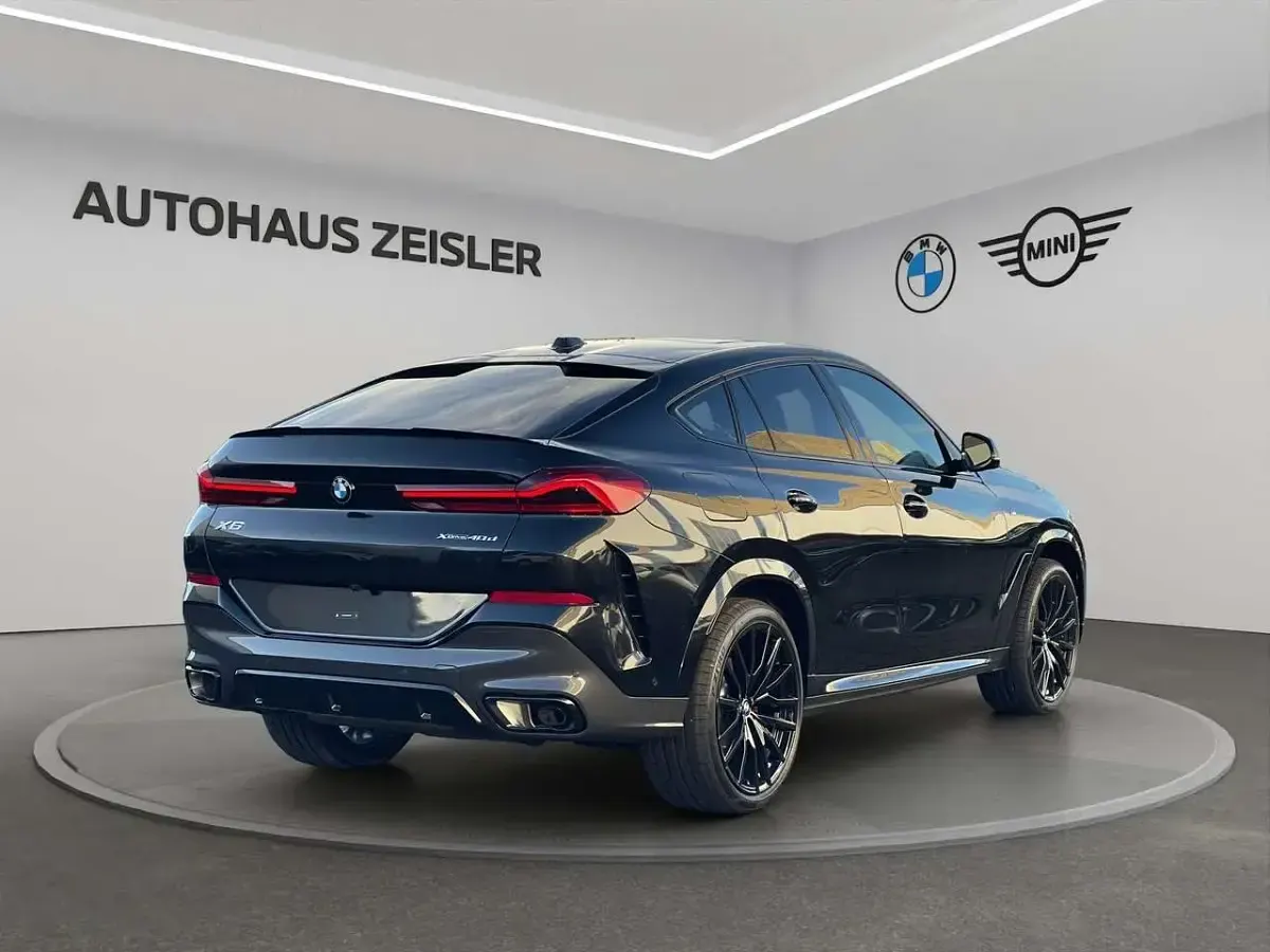 Gebraucht BMW X6 M Sport 340 PS (250 kW) 2025 Saphirschwarz SUV