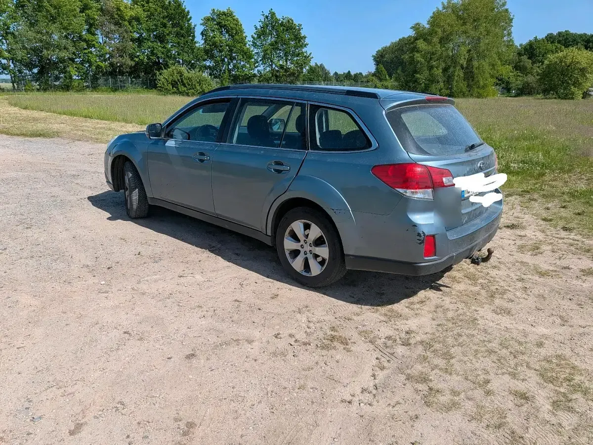 Gebraucht Subaru Outback Active 150 PS (110 kW) 2010 Grün Kombi