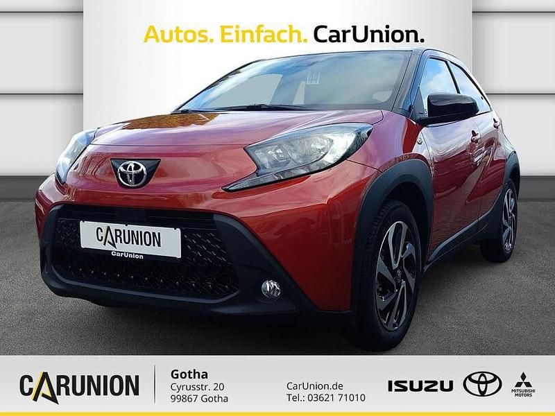 Neu Toyota Aygo 72 PS (52 kW) 2026 2vh chilli red Kleinwagen