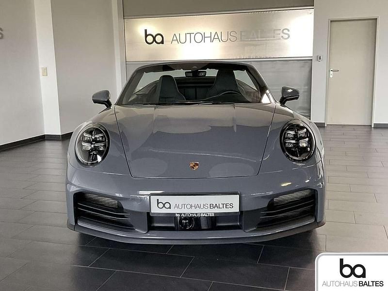 Gebraucht Porsche 992 394 PS (289 kW) 2025 Schiefergrau neo Cabrio