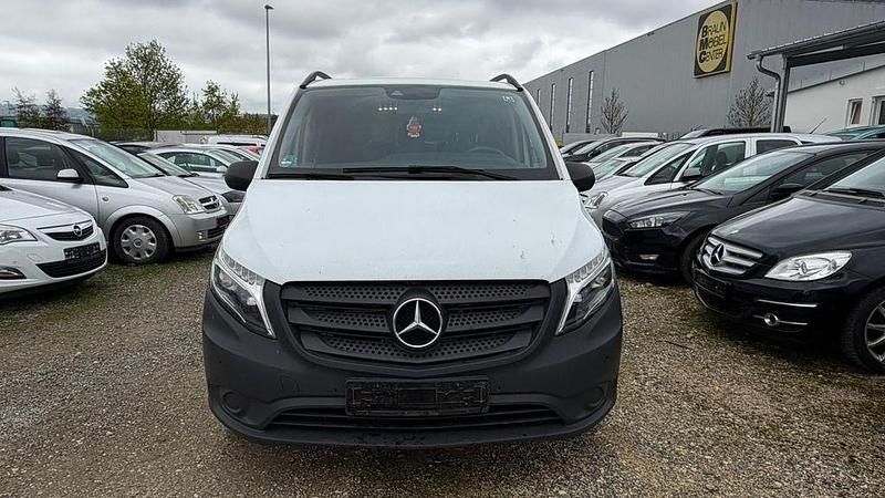 Gebraucht Mercedes Vito 163 PS (119 kW) 2019 Weiß Van