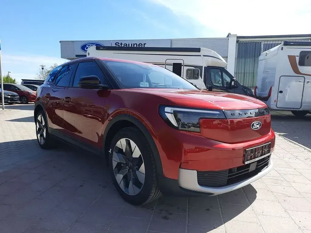 Uusi Ford Explorer Premium 125 kW (170 HP) 2026 Punainen Katumaasturi